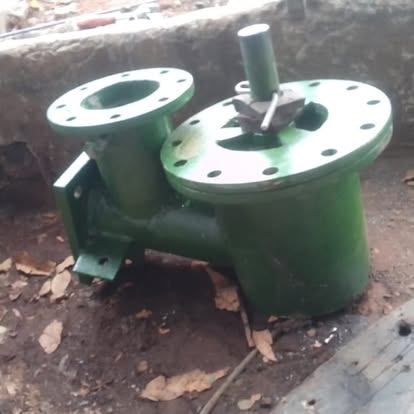 Green hydram pump body with flanged connections